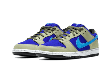 SB Dunk Low Celadon